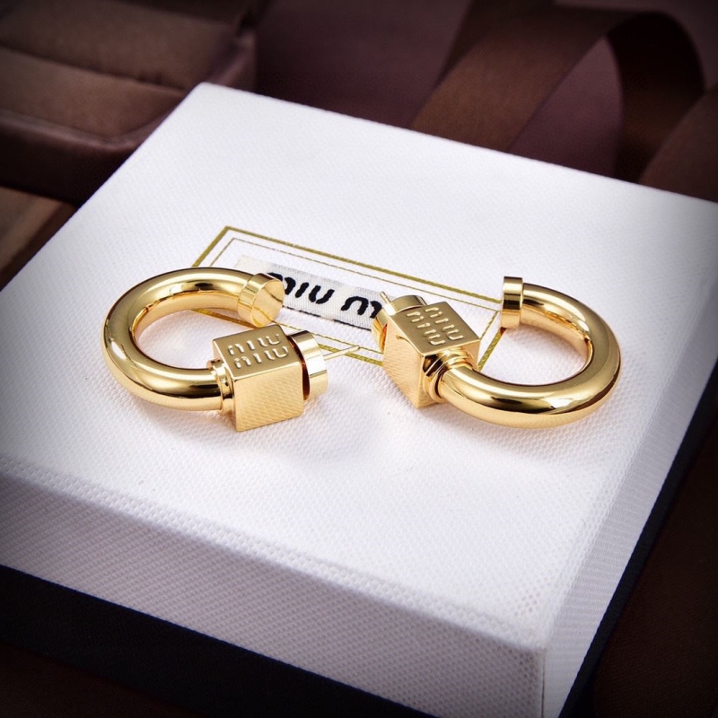 MIU MIU